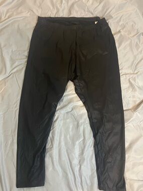 Women’s faux leather pants